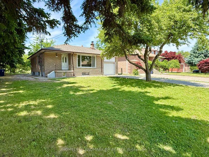 Photo 5 at 38 Aragon Avenue, Sullivan, Toronto