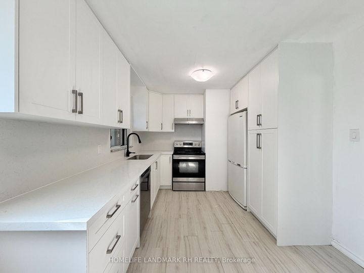 Photo 9 at 38 Aragon Avenue, Sullivan, Toronto