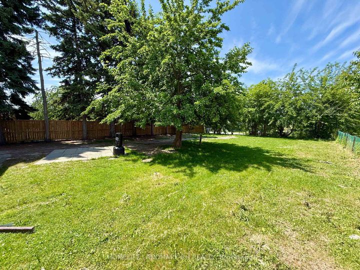 Photo 20 at 38 Aragon Avenue, Sullivan, Toronto