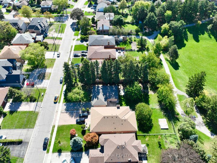 Photo 28 at 38 Aragon Avenue, Sullivan, Toronto