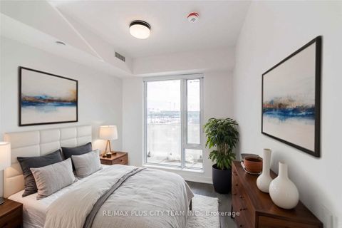 Photo 5 at 405 - 60 Tannery Road, Waterfront Communities C8, Toronto