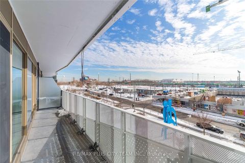 Photo 10 at 405 - 60 Tannery Road, Waterfront Communities C8, Toronto