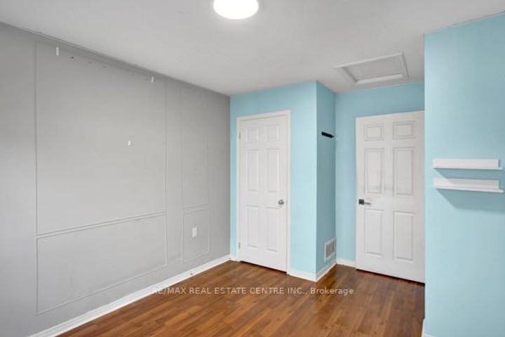 Photo 15 at 58 Avenue Street, Central, Oshawa