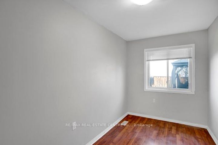 Photo 17 at 58 Avenue Street, Central, Oshawa