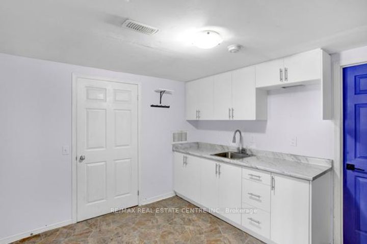 Photo 30 at 58 Avenue Street, Central, Oshawa