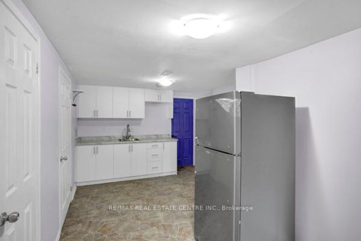 Photo 34 at 58 Avenue Street, Central, Oshawa
