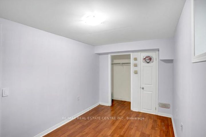 Photo 35 at 58 Avenue Street, Central, Oshawa