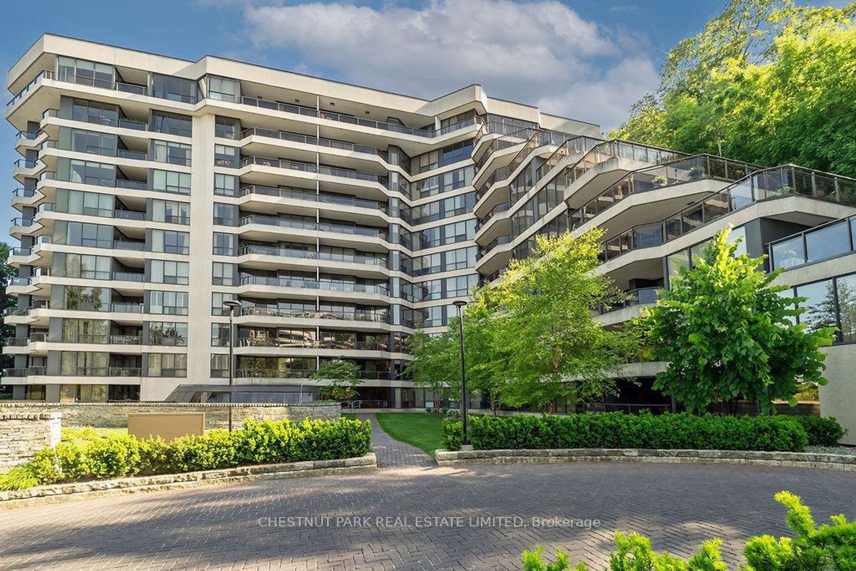 PH 10 - 3900 Yonge Street, Nortown, Toronto 