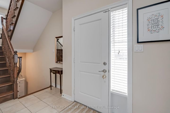 Photo 3 at 19 - 45 Seabreeze Crescent, Stoney Creek, Hamilton
