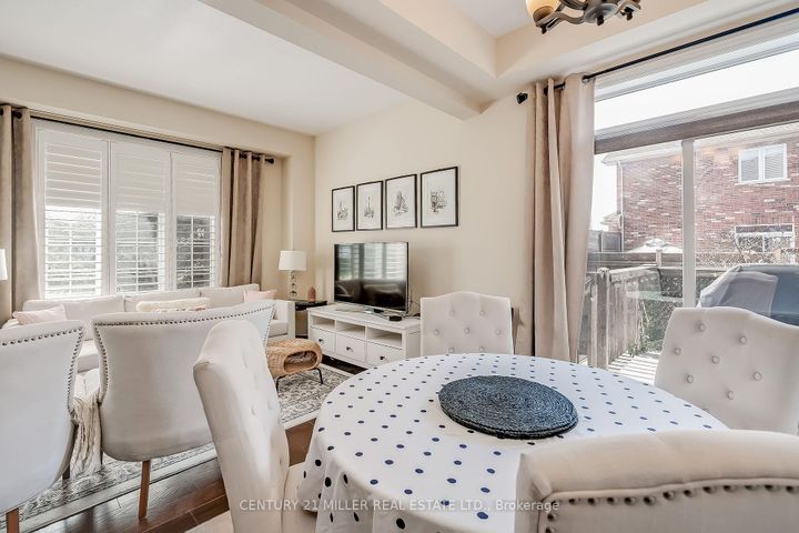 Photo 9 at 19 - 45 Seabreeze Crescent, Stoney Creek, Hamilton