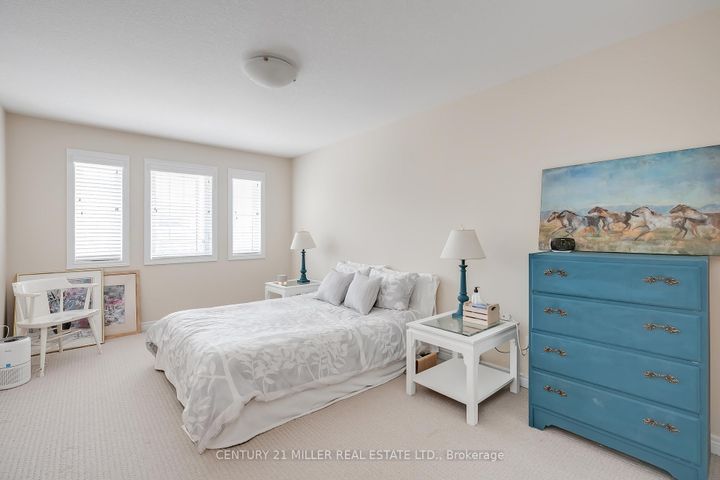 Photo 12 at 19 - 45 Seabreeze Crescent, Stoney Creek, Hamilton