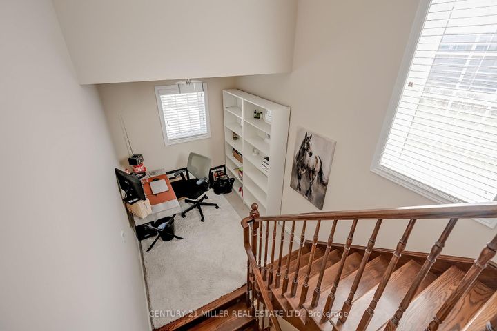 Photo 18 at 19 - 45 Seabreeze Crescent, Stoney Creek, Hamilton