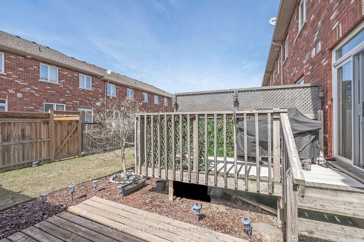 Photo 20 at 19 - 45 Seabreeze Crescent, Stoney Creek, Hamilton