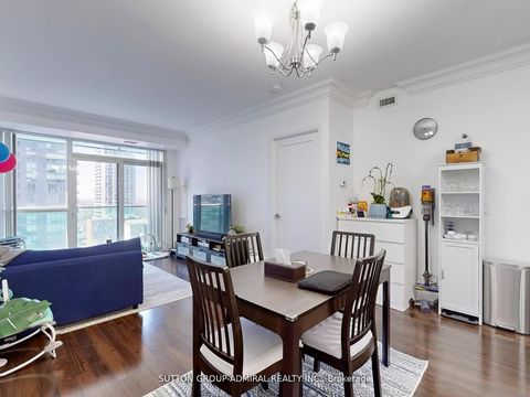 Photo 7 at 1916 - 70 Roehampton Avenue W, Mount Pleasant West, Toronto