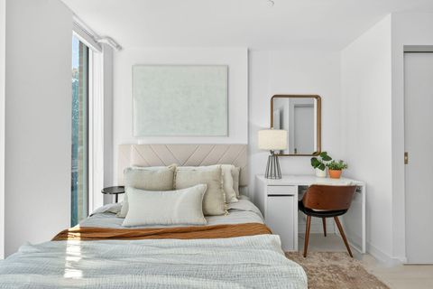 Photo 22 at 215 - 57 Brock Avenue, Roncesvalles, Toronto