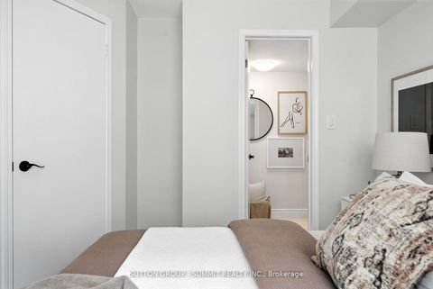 Photo 12 at 1026 - 18 Laidlaw Street, South Parkdale, Toronto