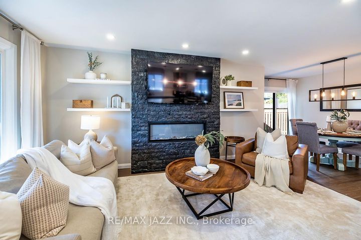 Photo 5 at 541 Galahad Drive, Eastdale, Oshawa