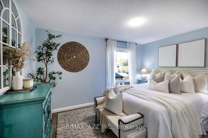 Photo 11 at 541 Galahad Drive, Eastdale, Oshawa