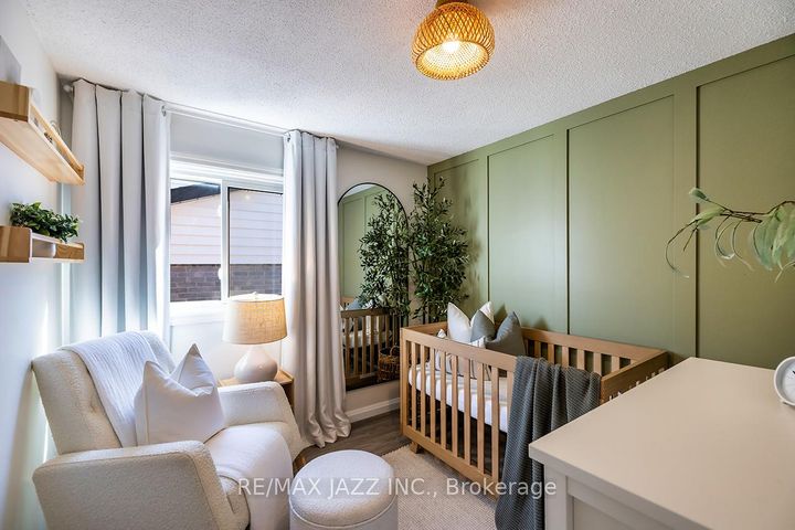 Photo 14 at 541 Galahad Drive, Eastdale, Oshawa