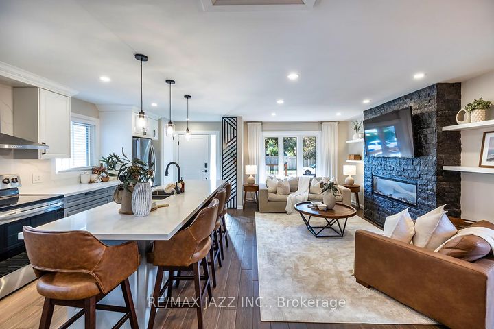 Photo 17 at 541 Galahad Drive, Eastdale, Oshawa