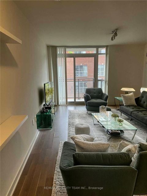Photo 3 at 411 - 78 Tecumseth Street, Niagara, Toronto