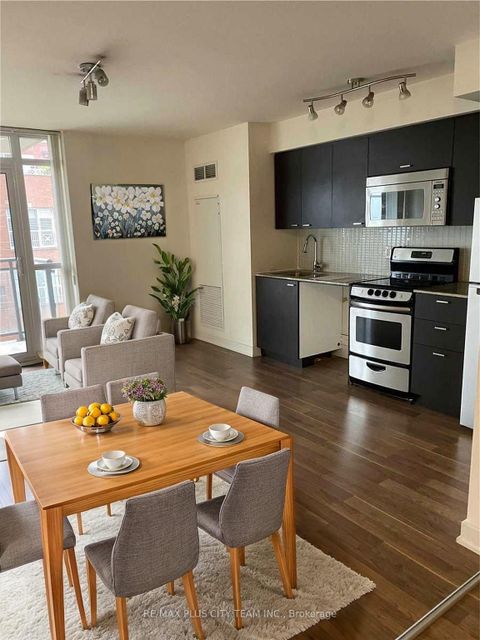 Photo 4 at 411 - 78 Tecumseth Street, Niagara, Toronto