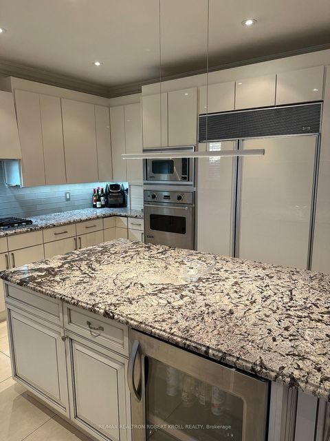 Photo 9 at 10 Gorman Park Road, Clanton Park, Toronto Photo 9 at 10 Gorman Park Road, Clanton Park, Toronto