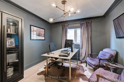 Photo 20 at 7 KINGSBOROUGH Crescent, Richview, Toronto