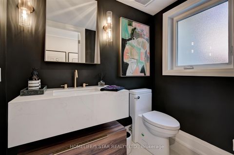 Photo 21 at 7 KINGSBOROUGH Crescent, Richview, Toronto