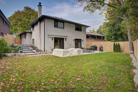 Photo 23 at 7 KINGSBOROUGH Crescent, Richview, Toronto