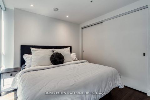 Photo 27 at 801 - 101 Charles Street E, Yonge Corridor, Toronto