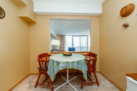 Photo 25 at 205 - 270 Scarlett Road, Smythe, Toronto
