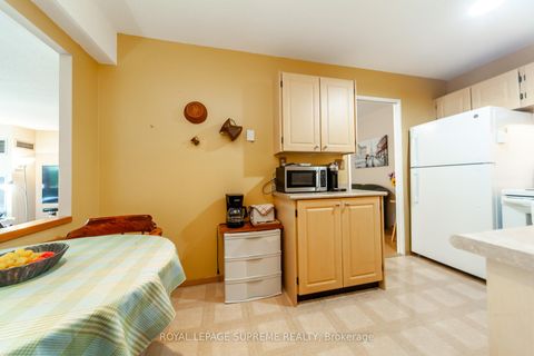 Photo 26 at 205 - 270 Scarlett Road, Smythe, Toronto Photo 26 at 205 - 270 Scarlett Road, Smythe, Toronto