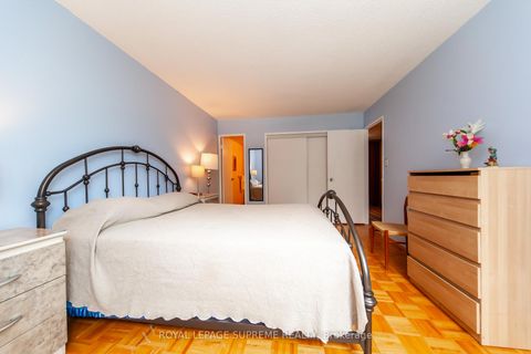 Photo 32 at 205 - 270 Scarlett Road, Smythe, Toronto