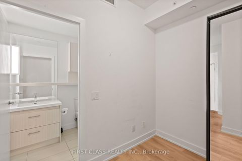 Photo 8 at 1406 - 128 Fairview Mall Drive, Don Valley Village, Toronto Photo 8 at 1406 - 128 Fairview Mall Drive, Don Valley Village, Toronto