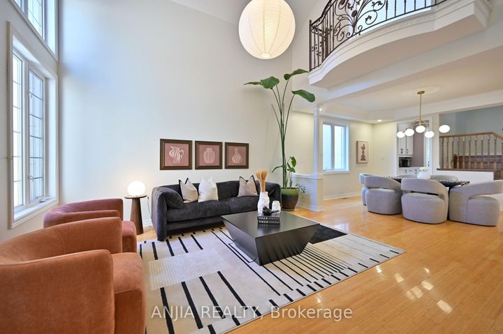 Photo 4 at 30 Annina Crescent, South Unionville, Markham