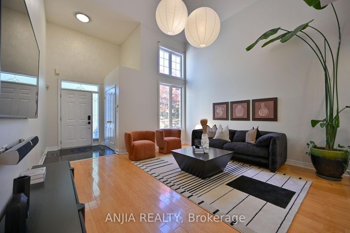 Photo 7 at 30 Annina Crescent, South Unionville, Markham