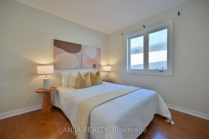 Photo 29 at 30 Annina Crescent, South Unionville, Markham