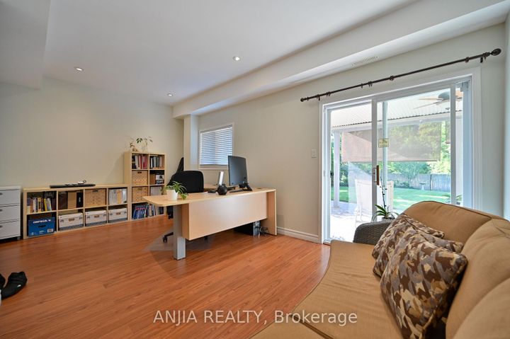 Photo 37 at 30 Annina Crescent, South Unionville, Markham