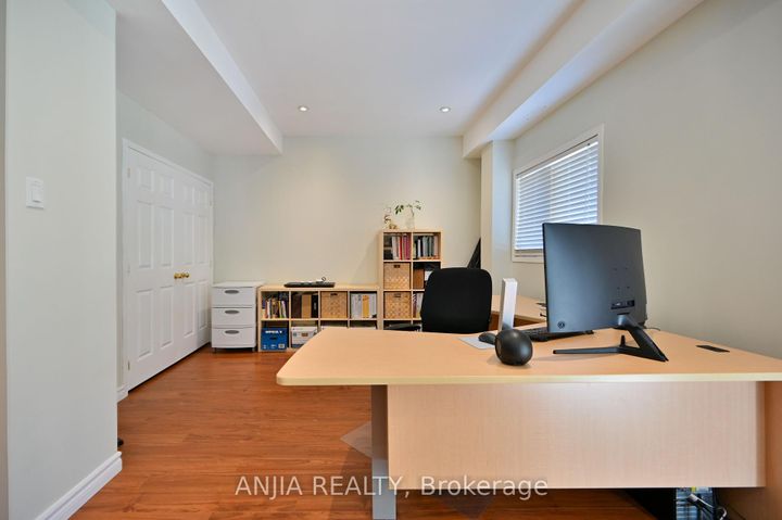 Photo 38 at 30 Annina Crescent, South Unionville, Markham