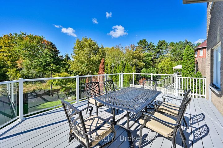 Photo 43 at 30 Annina Crescent, South Unionville, Markham