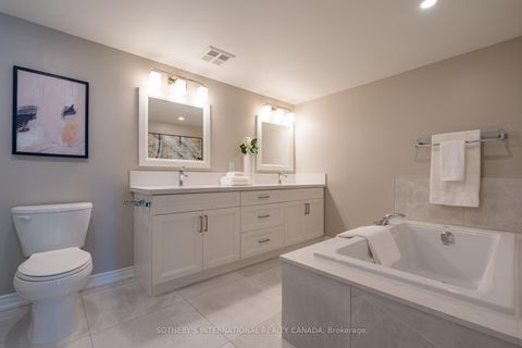 Photo 32 at PH 7 - 1001 Bay Street, Bay Street Corridor, Toronto