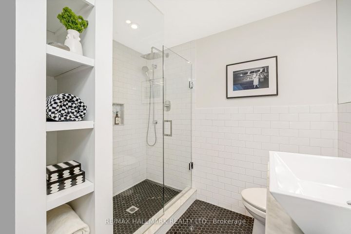 Photo 14 at 102 - 326 Carlaw Avenue, South Riverdale, Toronto