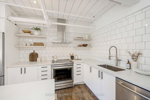 Photo 10 at 102 - 326 Carlaw Avenue, South Riverdale, Toronto