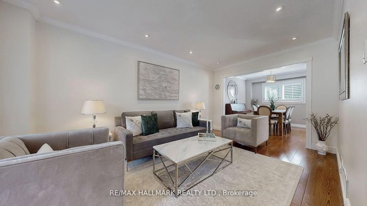 Photo 6 at 37 Hunter's Point Drive, South Richvale, Richmond Hill