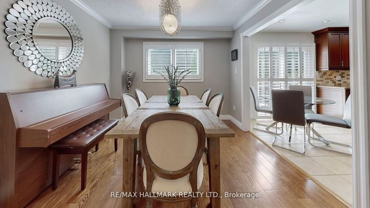 Photo 8 at 37 Hunter's Point Drive, South Richvale, Richmond Hill