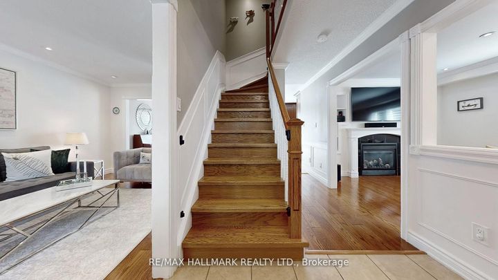 Photo 21 at 37 Hunter's Point Drive, South Richvale, Richmond Hill