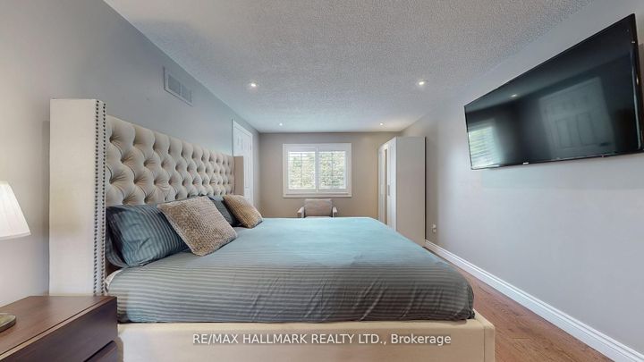 Photo 23 at 37 Hunter's Point Drive, South Richvale, Richmond Hill