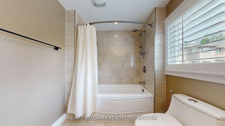 Photo 28 at 37 Hunter's Point Drive, South Richvale, Richmond Hill