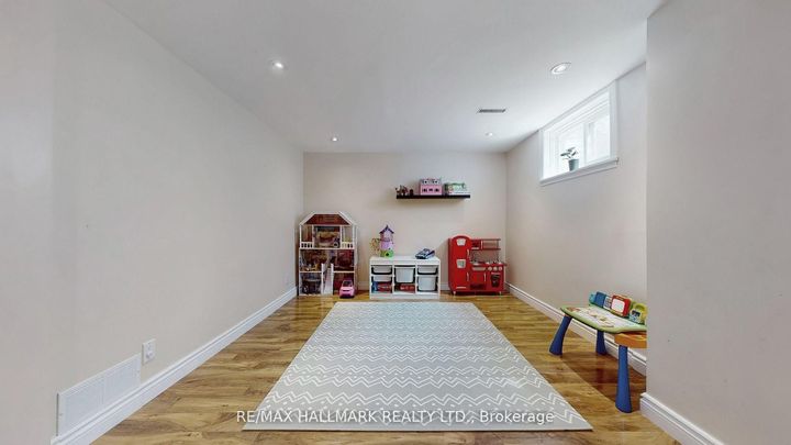 Photo 40 at 37 Hunter's Point Drive, South Richvale, Richmond Hill